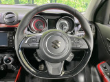【純正革巻きステアリング】上質な革を使用することで、手にしっかり馴染みとても運転しやすいハンドルです♪