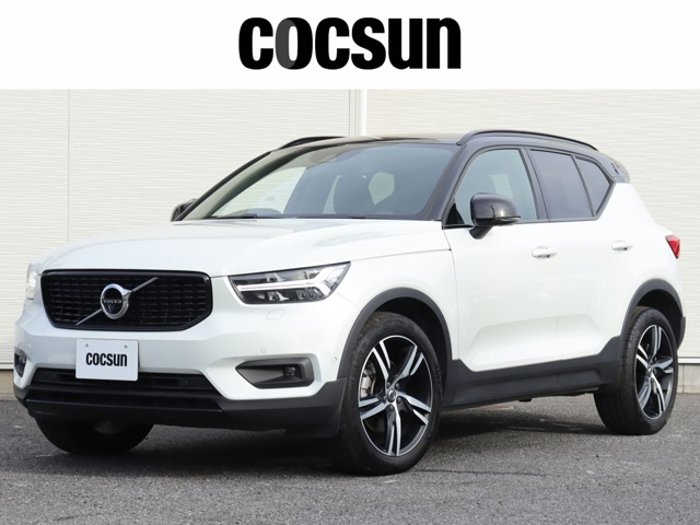 XC40T4 AWD Rデザイン 4WDレザー/ヌバックコンビシート シートヒー