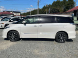 ハイブリッド車なので燃料費も抑えられ経済的☆