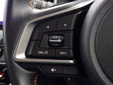 ステアリングスイッチ装備!運転しながら手元でオーディオの操作などができます。