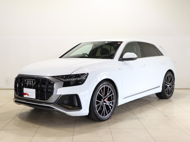 Q855 TFSI クワトロ Sライン 4WD