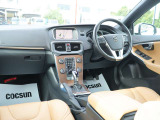 【LAGOM with VOLVO ボルボのある、ちょうどいい暮らし。】LAGOM(ラーゴム)とは、「自分にとって、多すぎず、少なすぎず、ちょうどいいバランス」という意味があるスウェーデンの言葉です。