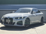 【BMWの伝統】BMWのお車は、“駆け抜ける歓び”を意識し、走行の安定性とコーナリングの良さを追求し、思い通りにハンドルの操作可能です。