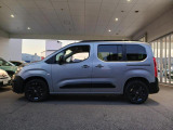 中古車は全車ご納車前に点検をいたします。専用テスターでの診断もいたしますのでご安心下さい。