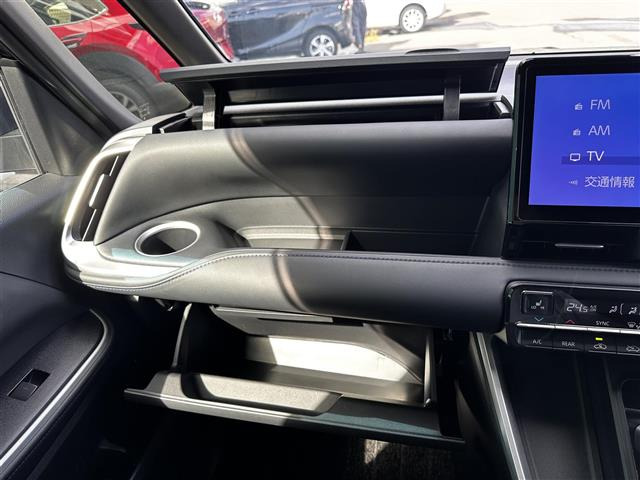 トヨタ ヴォクシー 1.8 S-Z 修復歴無し の中古車詳細 (27,000km