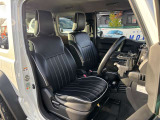 社外シートカバーを新車時より装着☆彡