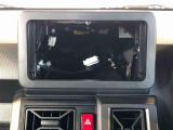 当車両はオーディオレスです。多彩なナビゲーション・オーディオをご用意しております。詳しくは当店スタッフにお問い合わせください。