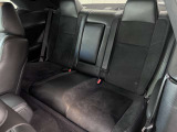 お車の詳細ご質問、点検整備記録簿の内容、お見積りなどお気軽に当店スタッフまでお申し付けくださいませ。Web、お電話からのお問い合わせをお待ち申し上げます。
