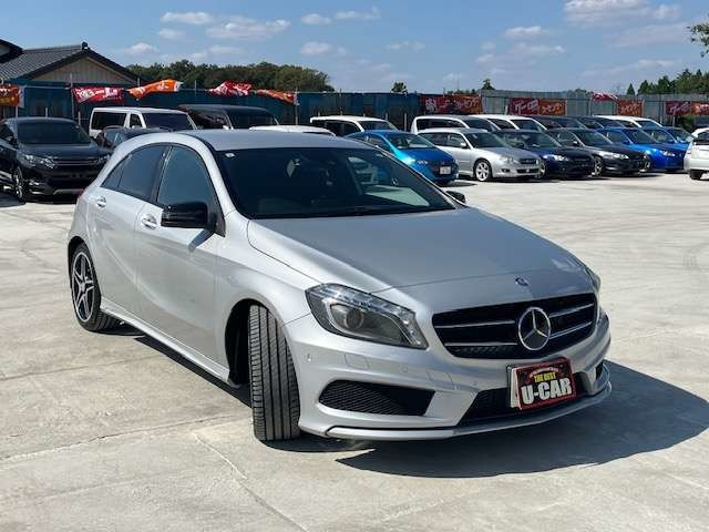 Aクラス A180 スポーツ 純正アルミ!&レザーシート!