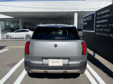 MINI NEXT 認定中古車では、MINI NEXT車両をご購入いただいたお客様に、より快適なMINIライフを楽しんでいただくためのサービスをご用意しております。
