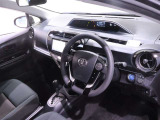 ■見通しのよいすっきりとした視界で、誰でも運転しやすいです。運転のしやすさは疲れにくさにも繋がりますよ♪