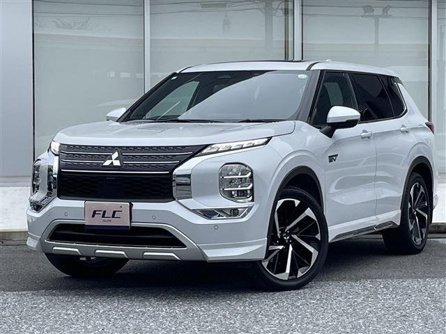 アウトランダー PHEV 2.4 P 4WD 