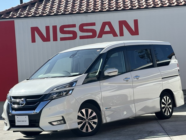 セレナ 2.0 ハイウェイスター Vセレクション 