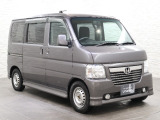 当社の優秀なスタッフがしっかり点検整備をさせていただいてからご納車いたします!さらに!エンジンオイル、エレメント・ミッションオイル・ワイパーゴムを新品交換になります!これで安心して乗って頂けます!