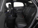 ご納車前に行います点検100項目におきまして、専用のテスターやツールを用いて細かな診断を行います。