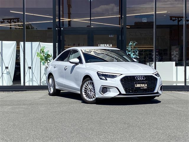 A3セダン30 TFSI アドバンスド修復歴無し