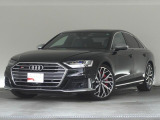 2001年オープン。 Audi正規ディーラーとして最も歴史のあるAudi 江戸川は、2フロアに分かれるガラス張りのショールームです。