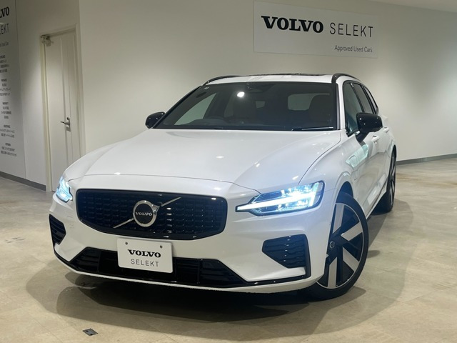 V60 ウルトラ T6  AWD プラグインハイブリッド 4WD 