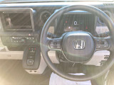 握りやすいハンドルで運転しやすいです!