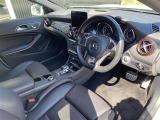 GLAクラス AMG GLA45 4マチック 4WD 4WD 本革シート