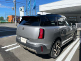 これからのシーズン、是非MINI NEXT 認定中古車と遠出やご旅行へお出かけください!快適なお時間を演出致します!