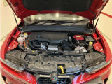 総電力量15.5kWhのリチウムイオンを主電池としたバッテリーパックを搭載し、EV走行換算距離は72kmと、ガソリンを消費することなく日常の移動をカバーすることができます
