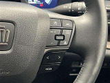 右側のステアリングスイッチではトヨタセーフティセンスなどの運転支援系と、オーディオの操作が出来るようになっています!