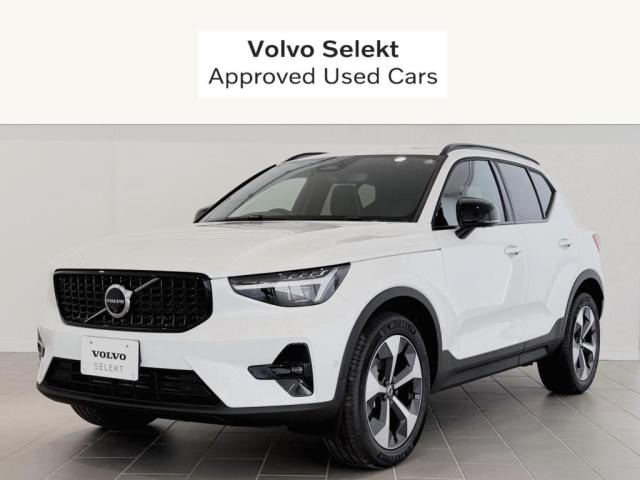 XC40ウルトラ B4 AWD ダークエディション 4WD