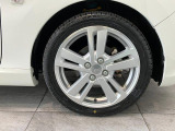 品質には自信があります!ハッピーの品質・キレイなお車をお届けさせていただきたい!そんな気持ちでキレイに仕上げております。フロアマットなどの清掃はもちろん、シート下なども徹底的に清掃しております。