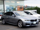 BMW在庫保有台数常時100台以上!ご来店の際はBMW本店(厚木市下荻野140-1)にご来店ください!弊社自慢の全天候型ショールーム!BMW在庫保有台数常時100台以上ございます!