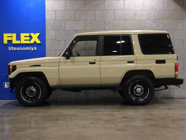 トヨタ ランドクルーザー70 4.2 ZX ディーゼル 4WD の中古車詳細