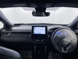 落ち着いたカラーの内装で、ゆったりと運転したい方に。