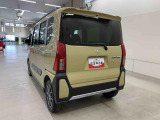 当社ではご購入時にメンテナンス商品や自動車保険のご提案も行っております。
