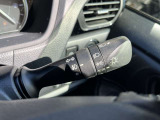 オートライトで運転の負担を軽くします