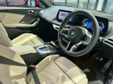 【展示場について】九州エリア最大級の展示場常時30台以上のBMWを展示しております。入庫する予定車両やNET掲載が間に合っていない車両も御座いますので是非一度お問い合わせ下さい。0078-6002-772723
