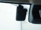 ◆ドライブレコーダー◆映像・音声などを記録する自動車用の装置です。 もしもの事故の際の記録はもちろん、旅行の際の思い出としてドライブの映像を楽しむことができます。