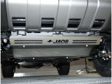 JAOS:スキッドプレート 岩肌や悪路から下回りを守る 肉厚なプレート!