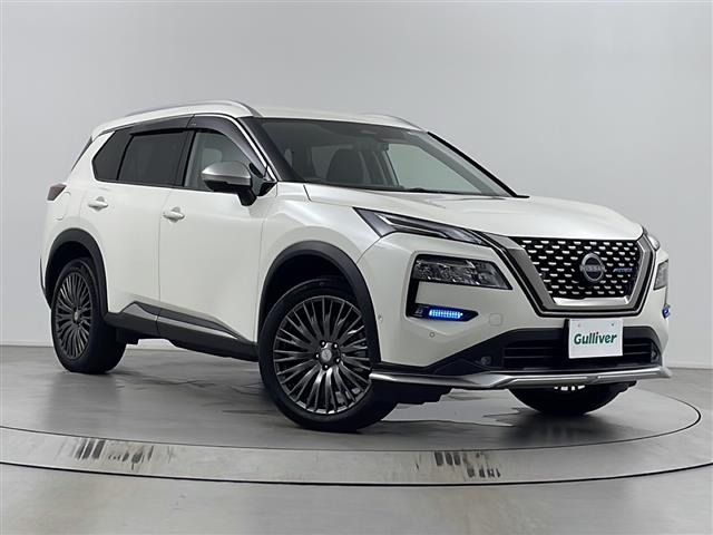 エクストレイル1.5 AUTECH アドバンスド パッケージ e-4ORCE 4WD4WD 本革シート