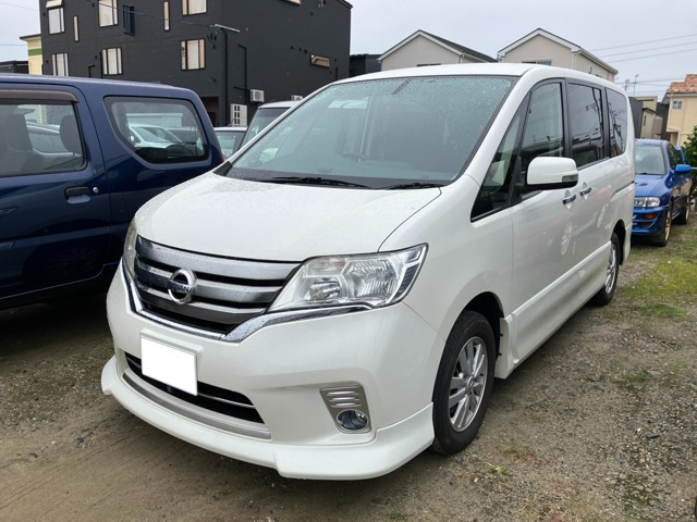 セレナ2.0 ハイウェイスター エアロモード 4WD