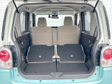 後席を格納すると、これだけの広さが!シーンに合わせたシートアレンジで、大きな荷物も積むことが出来ます♪