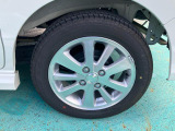 ホイールは純正アルミホイール仕様です!