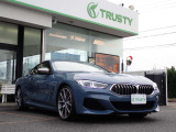 BMW在庫保有台数常時100台以上!ご来店の際はBMW本店(厚木市下荻野140-1)にご来店ください!弊社自慢の全天候型ショールーム!BMW在庫保有台数常時100台以上ございます!