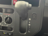 気になる車はすぐにお問い合わせください!画面右側の0066から始まる無料ダイヤルからお問い合わせ下さい!専門スタッフがお車のご質問にお答えいたします!