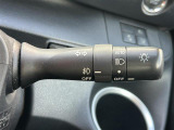【オートライト(AUTO)】外の明るさをシステムが感知して、自動でヘッドライトが点灯します。ヘッドライトをつけ忘れを防ぐ便利機能です。