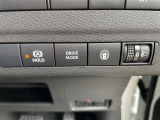 気になる車はすぐにお問い合わせください!画面右側の0066から始まる無料ダイヤルからお問い合わせ下さい!専門スタッフがお車のご質問にお答えいたします!
