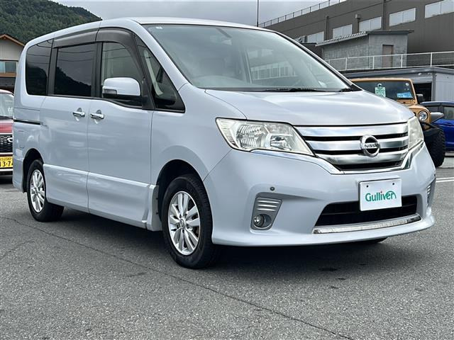 セレナ2.0 ハイウェイスター Vセレクション 4WD4WD 修復歴無し