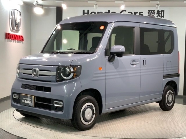 N-VANファン ターボ 4WD
