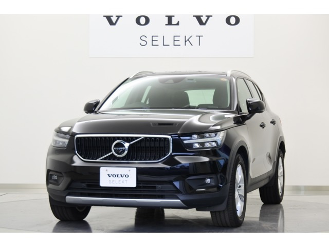 XC40 B4 モメンタム