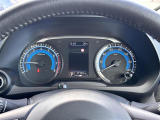 【スピードメーター】メーターがシンプルで見やすく運転しやすいですね!