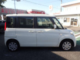 国の指定を受けた自社工場で、整備士が車検と点検整備を行っております。